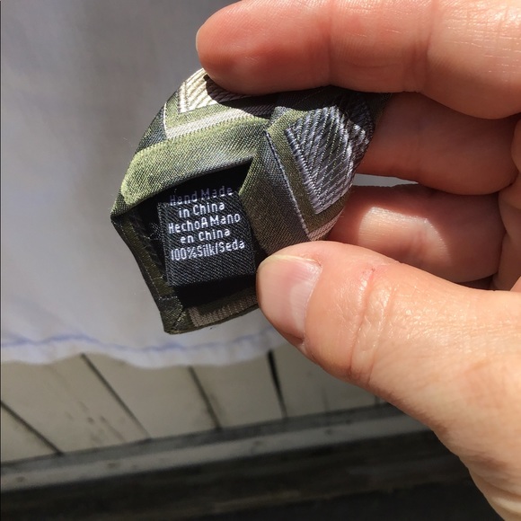 Croft & Barrow Green and Gray 100% Silk Tie - 60” - Picture 6 of 6